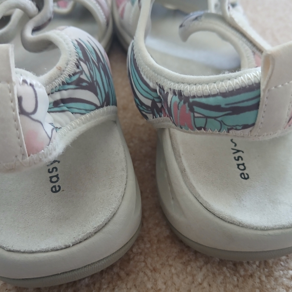 Easy Spirit Floral Sandals 8.5M - Picture 3 of 7